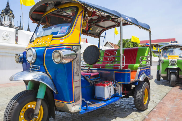 shutterstock_128160200 Big Tuk Tuk